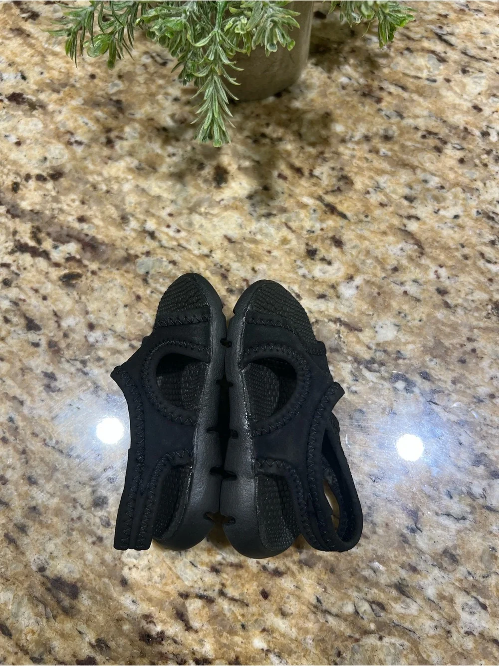 Nike Black Slingback Sandals 3C